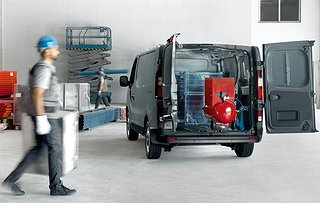 Transportbil - Skåp Nissan primastar 7 av 11
