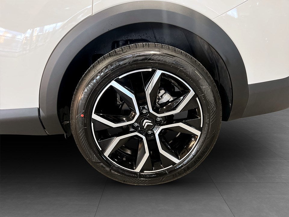 Bild på Citroën C4 X Shine 1.2 PT 130hk Aut - B-KAMERA, RATTVÄRME