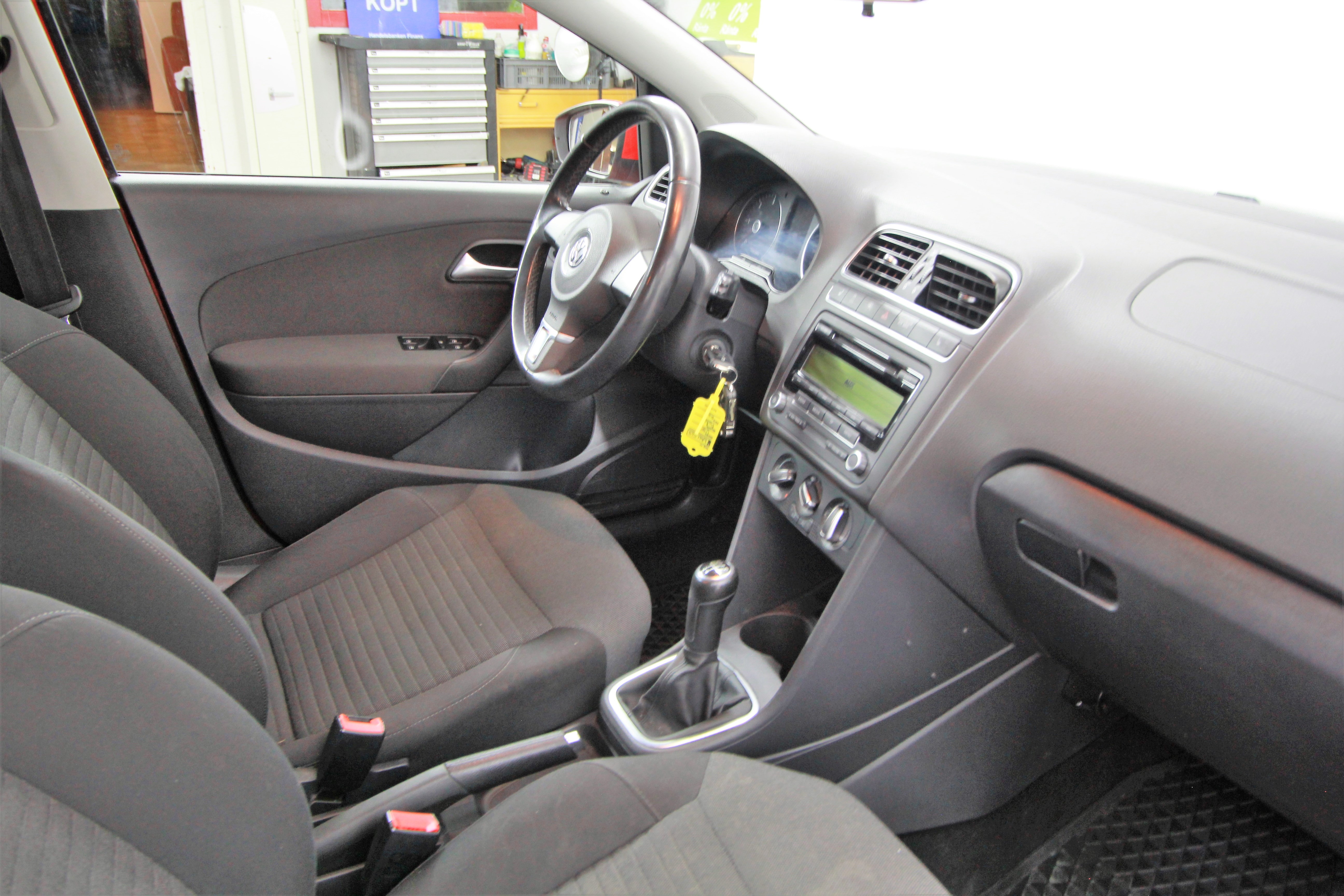 Volkswagen Polo 2011, bild 5/36