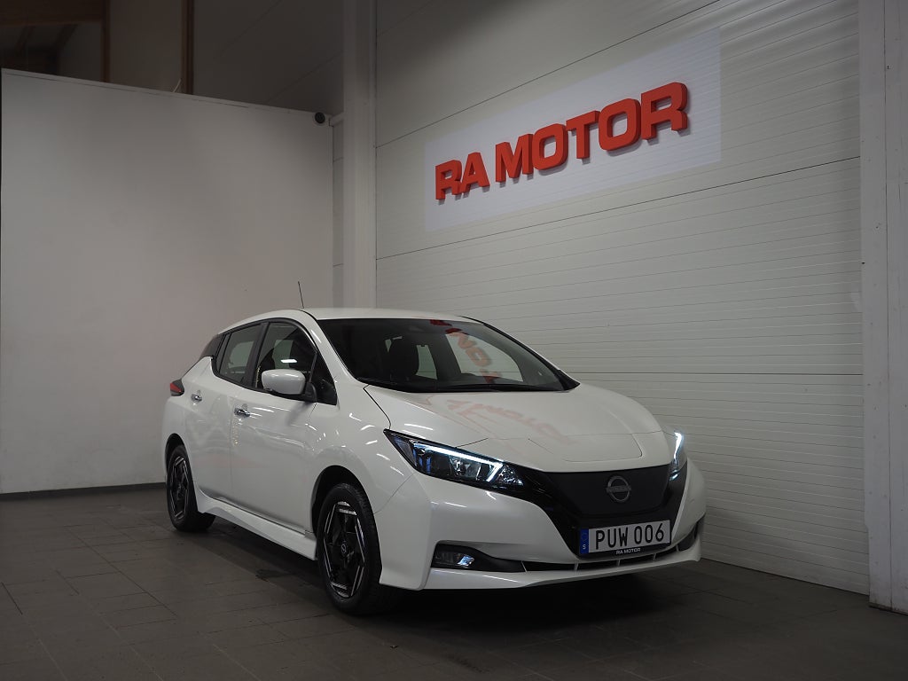 Nissan Leaf 40 kWh 150hk Acenta | Backkamera | Rattvärme |