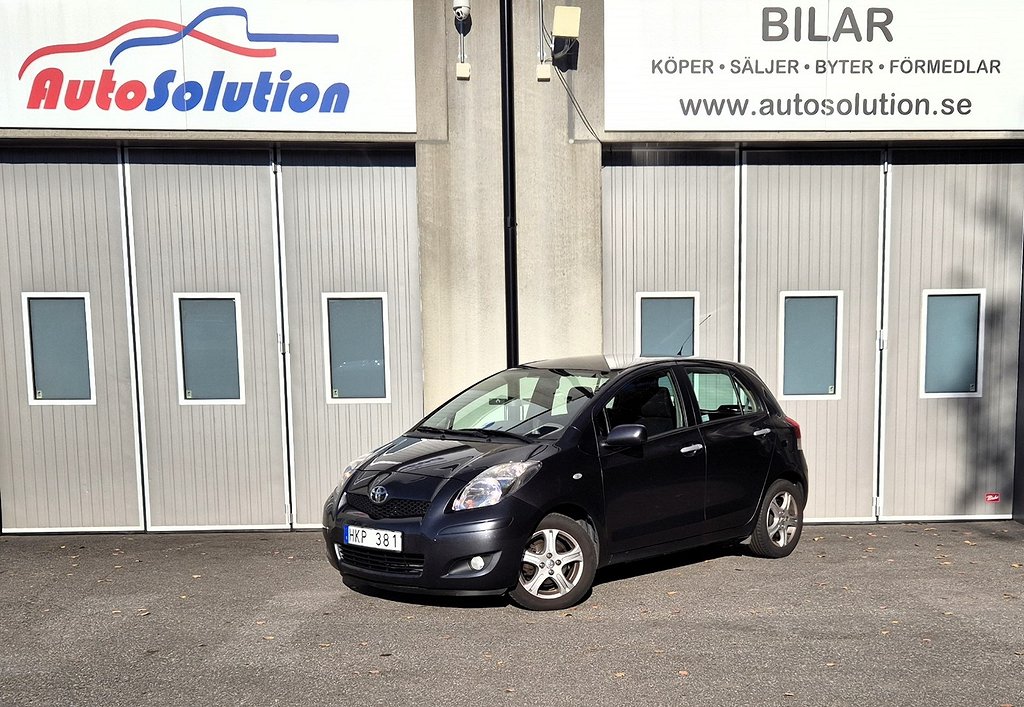 Toyota Yaris 1.33 Dual VVT-i Få ägare|V-hjul|Lev. nybesiktad