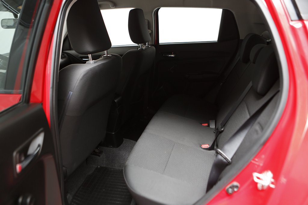 Suzuki Swift 1,2 90hk 5D Adaptiv Farthålllare Backkamera 2018