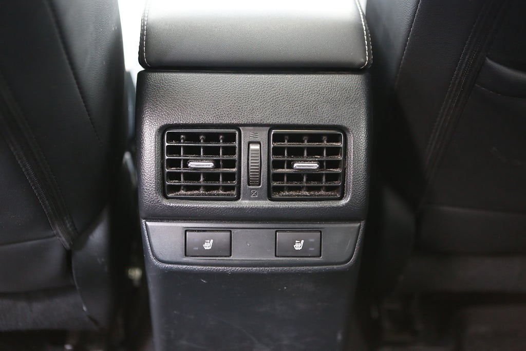 Subaru Outback 2,0D Summit AWD Aut H/K Skinn Motorv Drag 2016