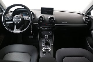 Halvkombi Audi A3 13 av 19