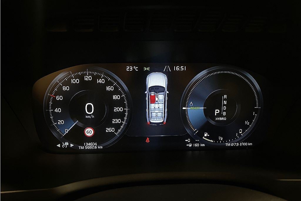 Volvo XC90 T8 AWD Twin engine Insc, 7-sits 407hk Pano VOC 360°, 2 BRUKARE