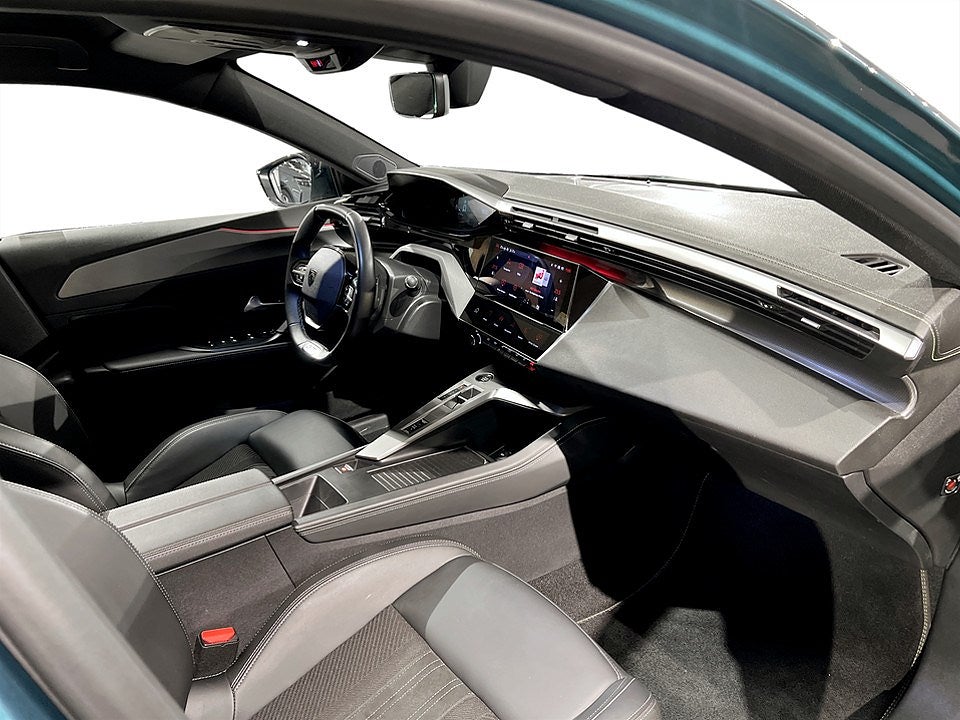 Bild på Peugeot 308 SW GT 1.2 PT 130hk Aut - B-KAMERA, NAV,CAPRLAY