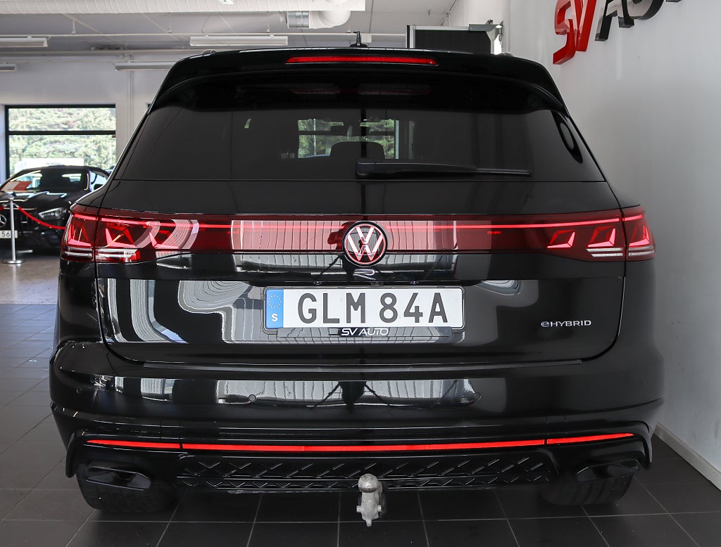 Volkswagen Touareg R eHybrid 3.0 V6 Pano Luft Dynaudio 360° Massage HuD
