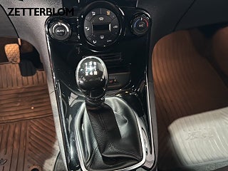 Halvkombi Ford Fiesta 14 av 19