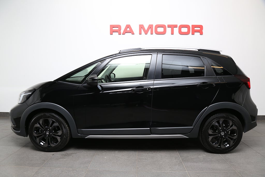 Honda Jazz Advance Crosstar Fullhybrid | DEMOBIL