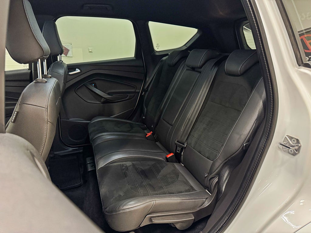 Ford Kuga 2,0 TDCi AWD ST-Line Automat 180Hk