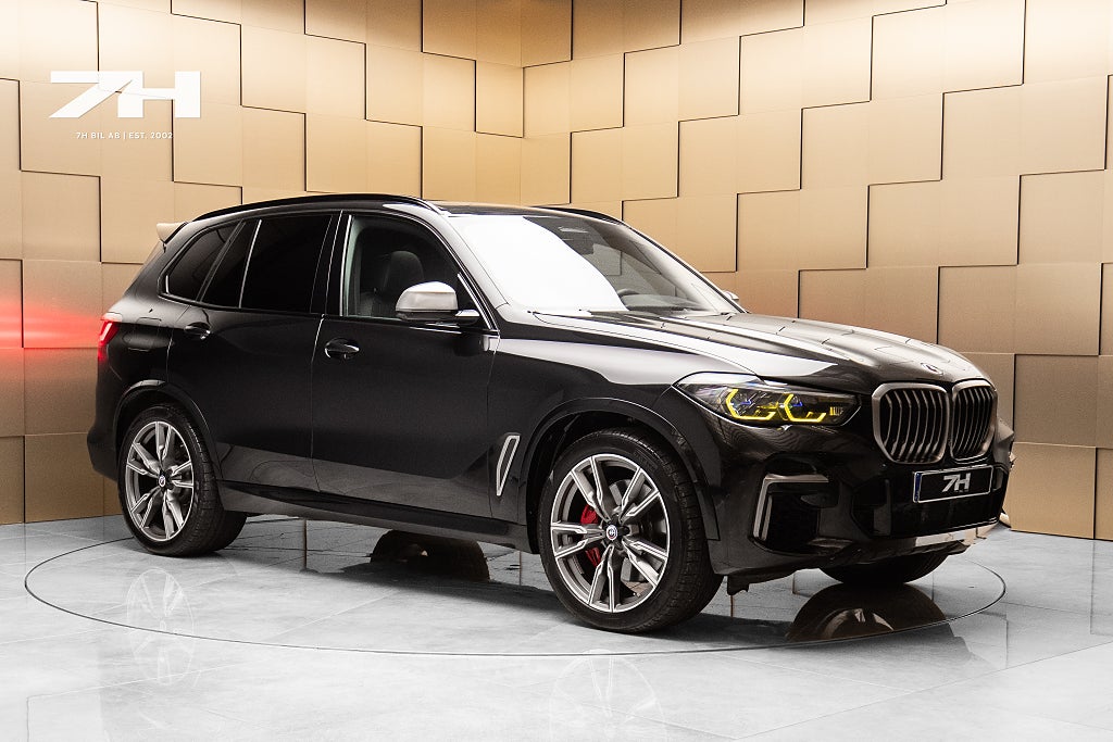 BMW X5 M50i M Sport Innovation Pano Laser H&K Komfortstolar