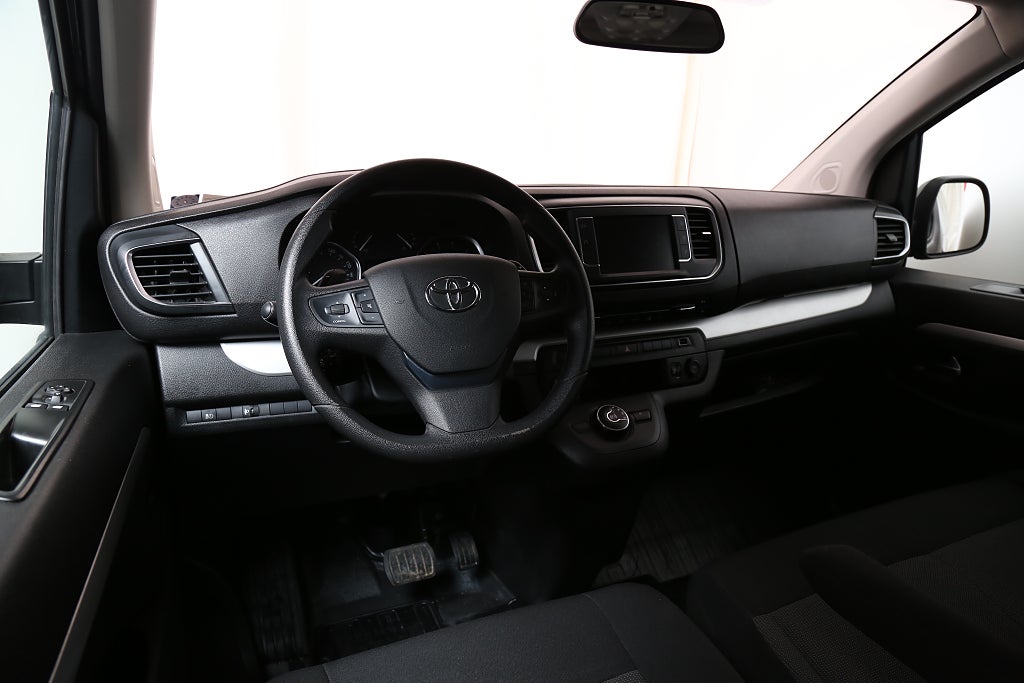 Toyota Proace Verso 2,0 D-4D 144hk Aut 9-sits Värmare Drag Leasbar