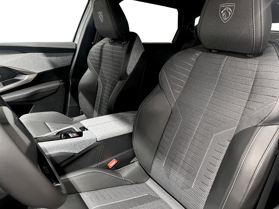 Bild på Peugeot 5008 GT Hybrid Aut - HYRBIL