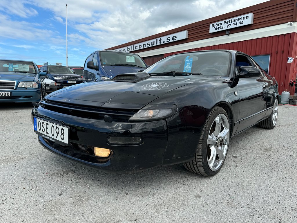 Toyota Celica 2.0 16V Klassiker i bra skick!