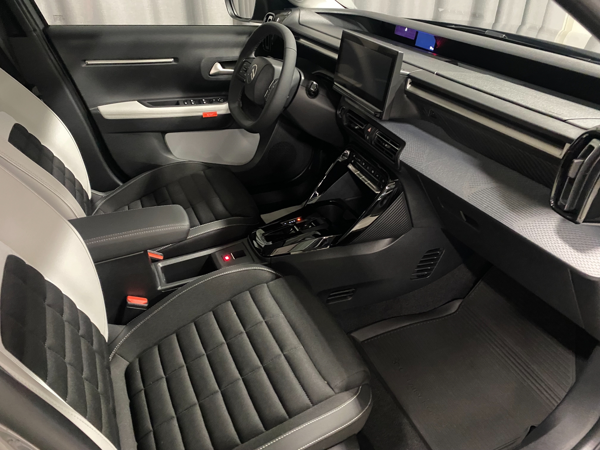 Citroen E-C3 Aircross 2026, bild 7/10