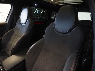 Kombi Skoda Superb 16 av 23