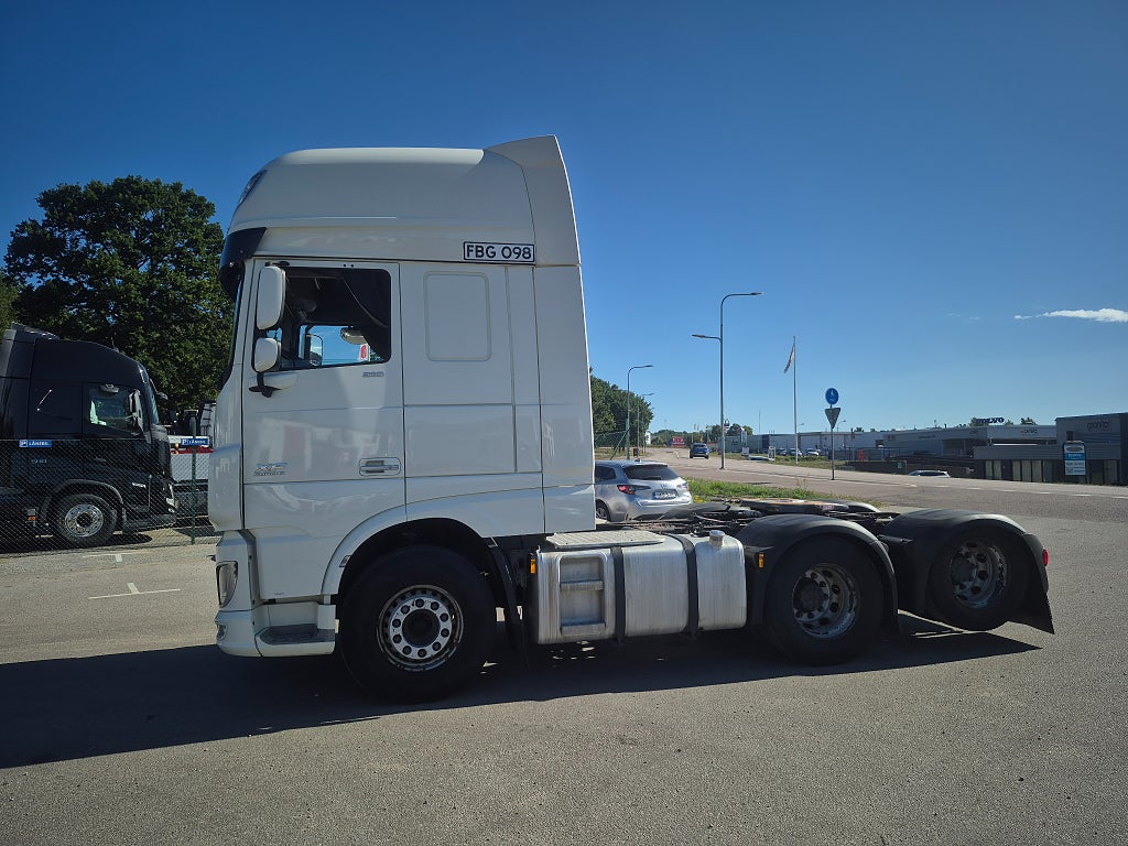 DAF XF 510 FTS 6x2 dragbil