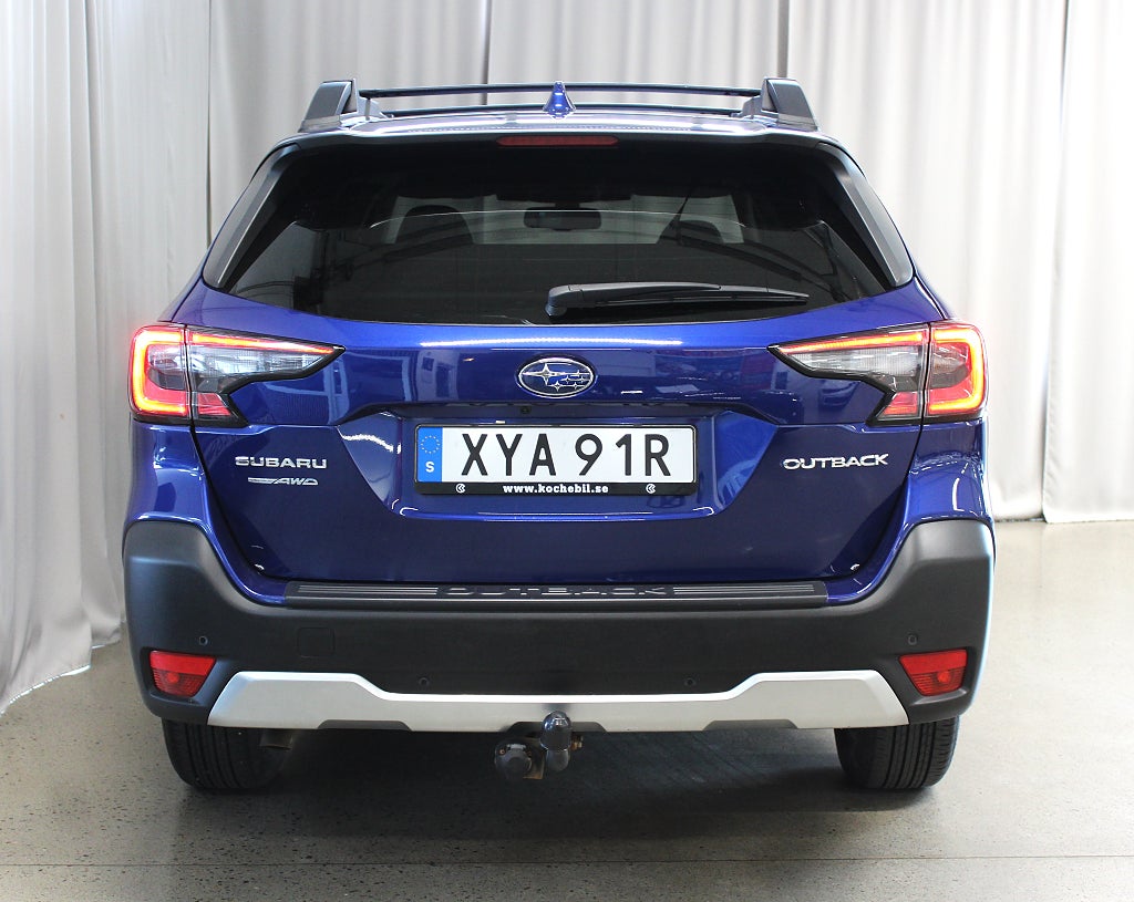 Subaru Outback 2.5 4WD 169HK XFuel Limited, Drag, Skinn, Navi, 3,99%