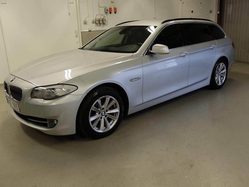 BMW 530 d xDrive Touring Steptronic Euro 5 S+Vhjul