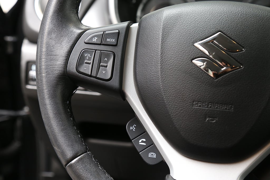 Suzuki Vitara 1,0 Boosterjet AllGrip 4x4 Adaptive Fart Backkamera 2019