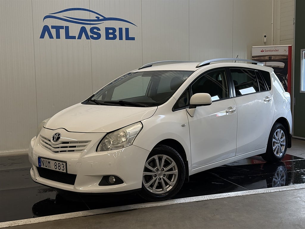 Toyota Verso 2.0 D-4D 126hk 7Sitsig B-Kam NyServad Drag