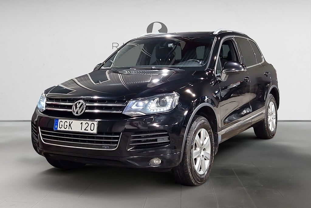 Volkswagen Touareg 3.0 TDI 245 HK AUT 4M D-VÄRM DRAG PDC 17"