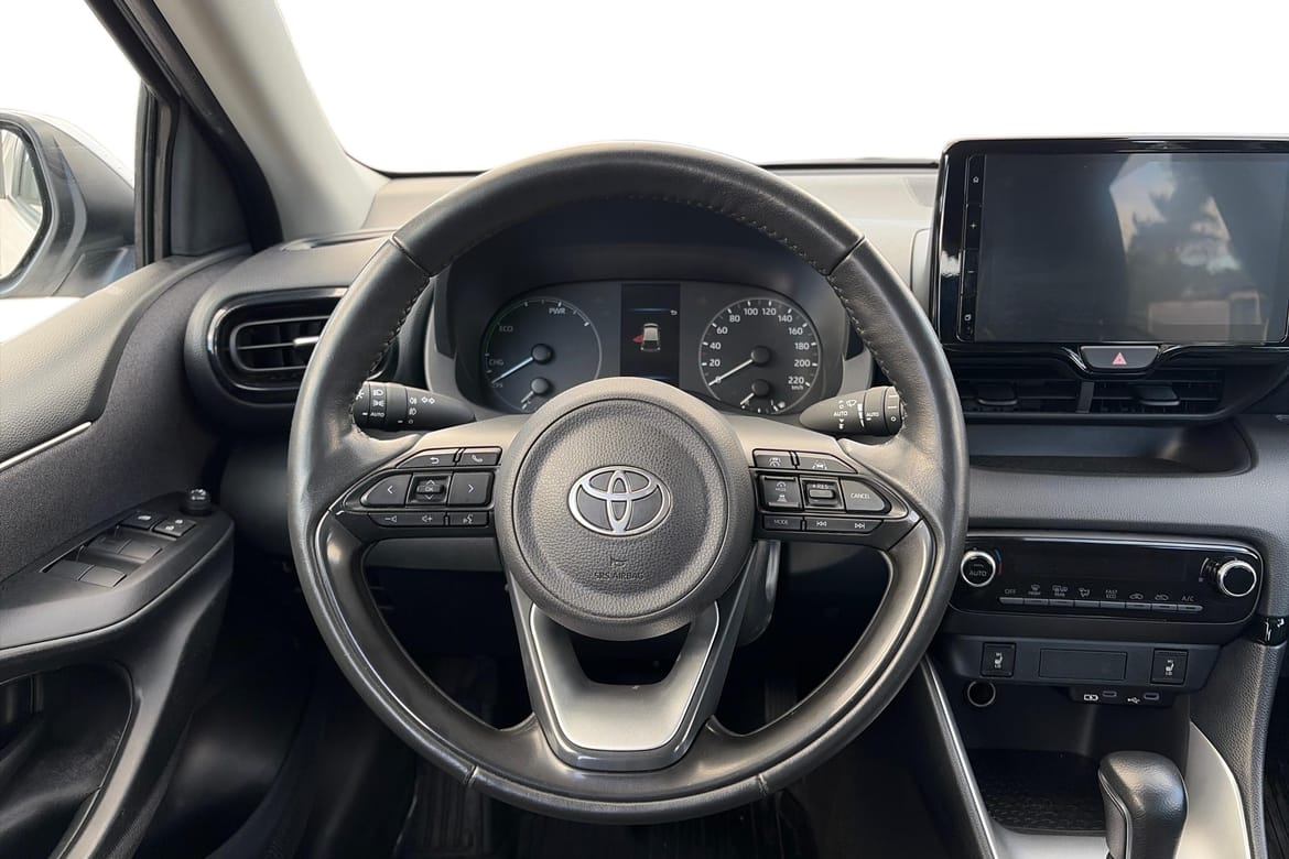 Toyota Yaris 2024, bild 6/10