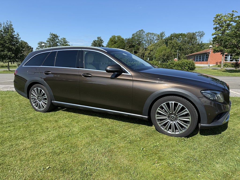 Mercedes-Benz E 220 d 4MATIC All-Terrain 9G-Tronic Avantgarde Euro 6