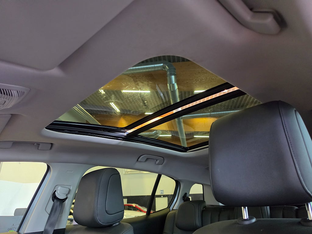 Citroën C5 Aircross 1.2 PureTech 130 Aut / Panorama / 360 kamera / Navi