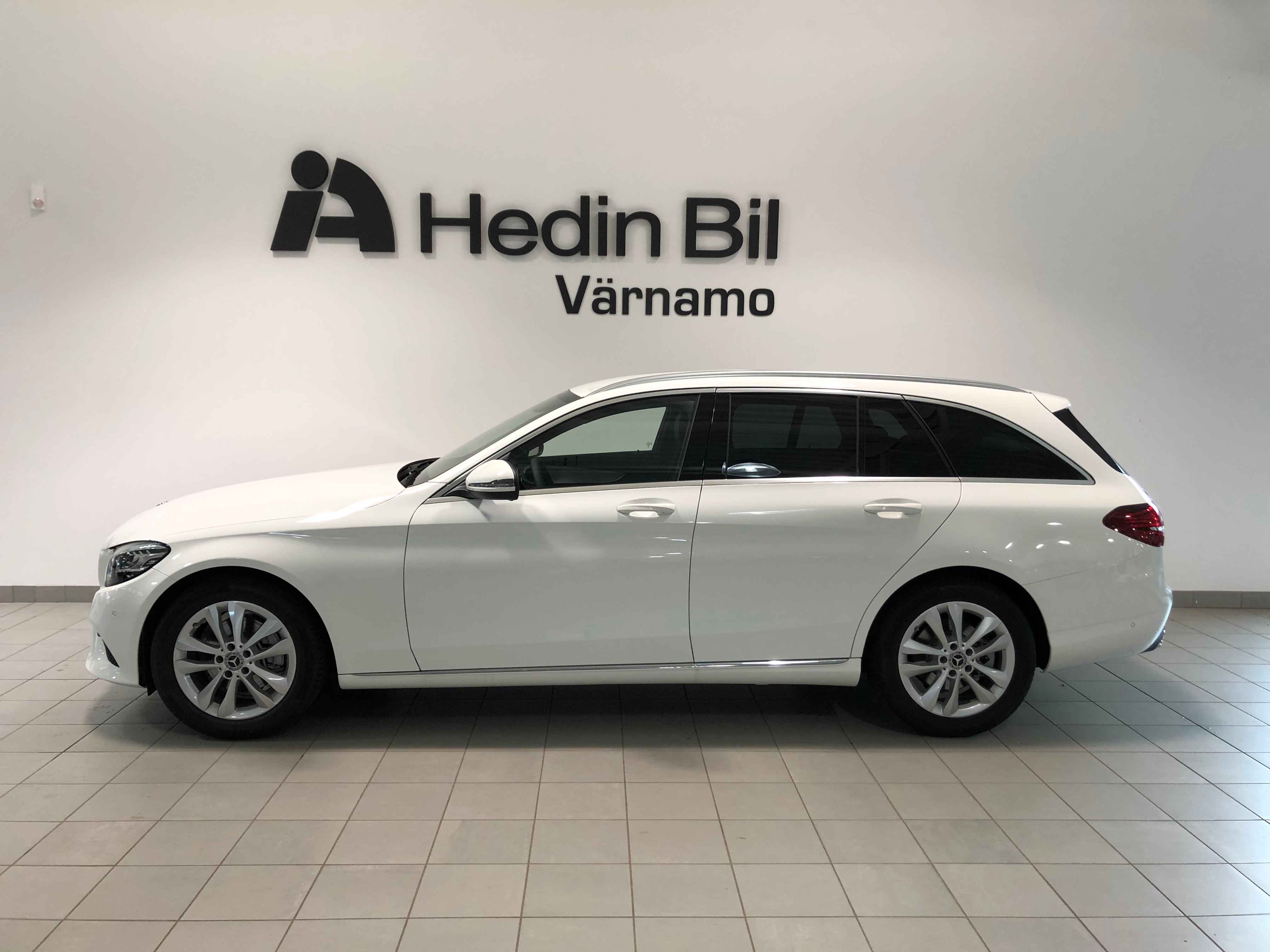 Mercedes-Benz C 200d Företagsbil 2020, bild 2/25