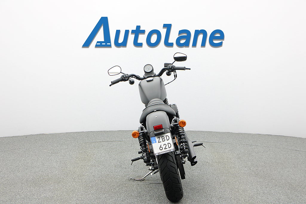 Harley-Davidson Iron 883 * ABS Vance & Hines Endast 304 mil !!