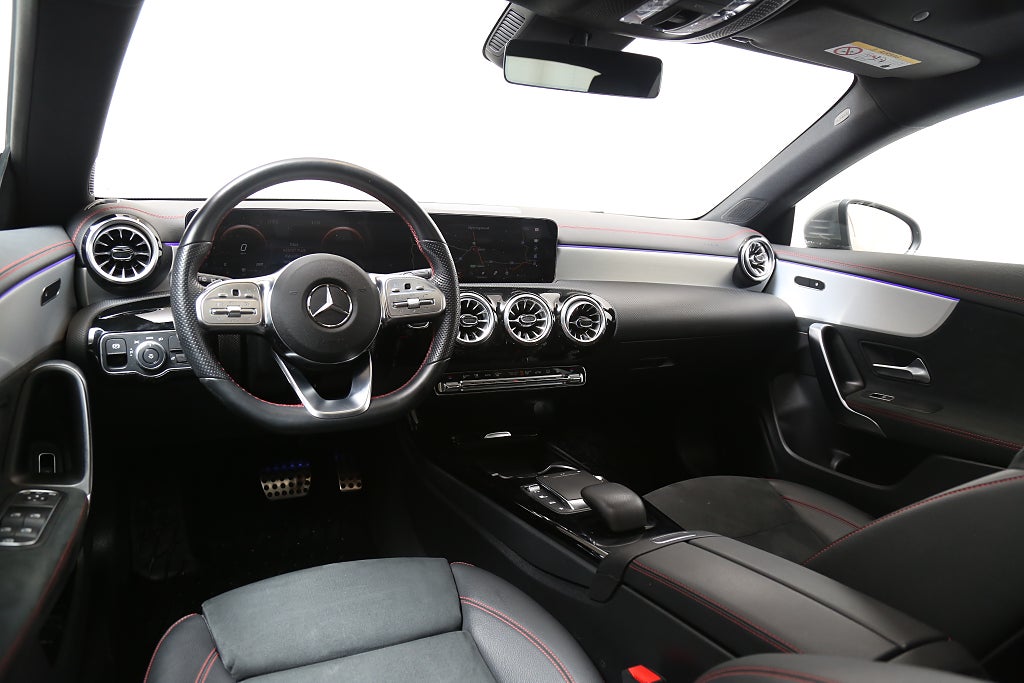 Mercedes-Benz CLA 250 e Shooting Brake 8G-DCT AMG Line Pano Drag Leasbar 2023