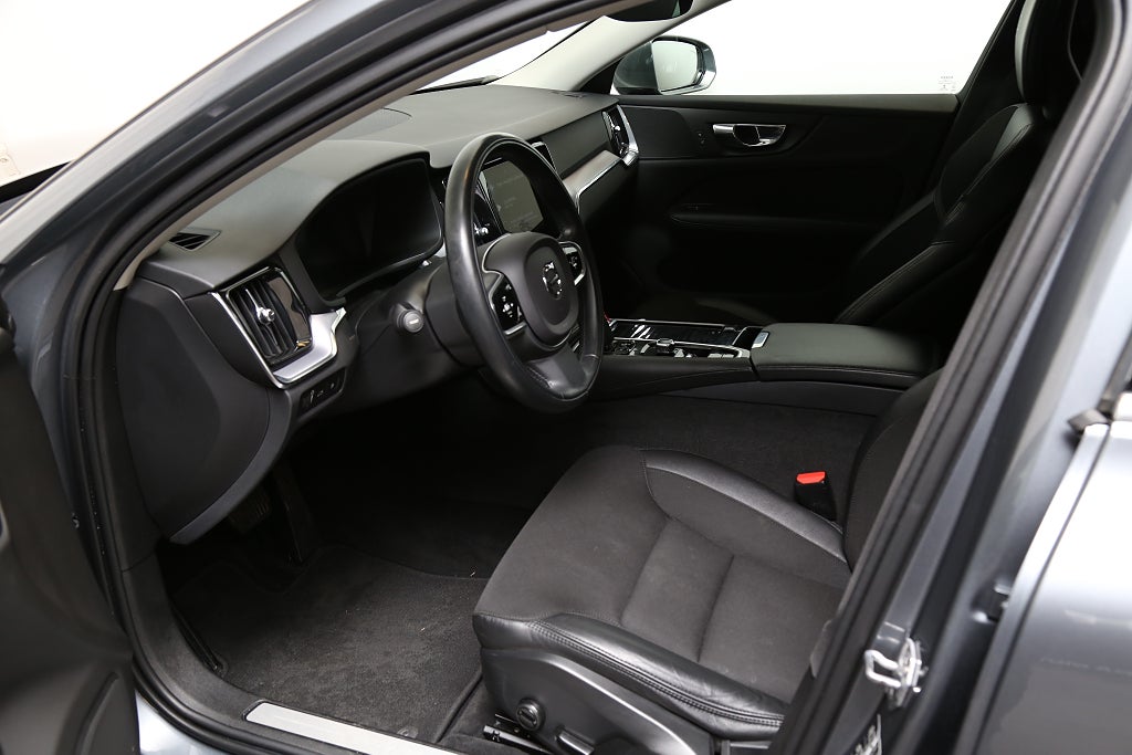 Volvo V60 Recharge T6 340hk Inscription Expression AWD Drag 2021