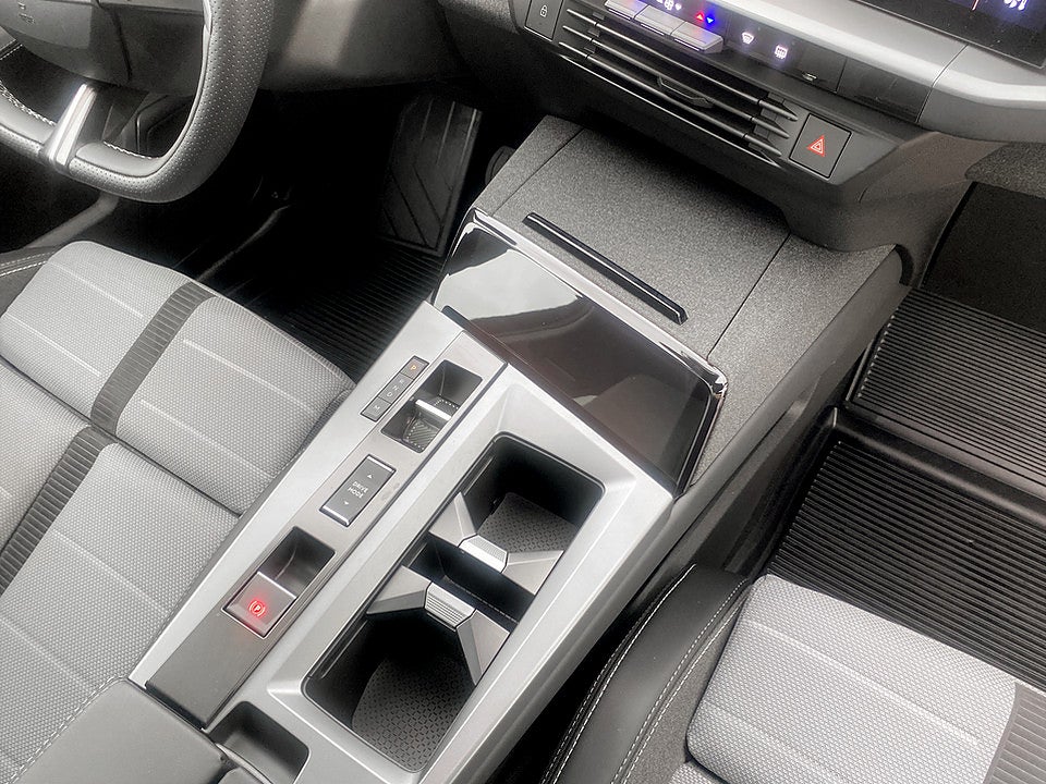 Bild på Opel Grandland GS Hybrid 136hk Aut B-KAMERA CARPLAY