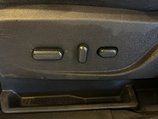 Ford Kuga 2.0 TDCi AWD Titanium Kamera/Drag/SoV-däck/M-värm
