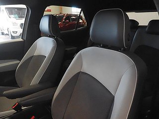 Halvkombi Volkswagen ID.3 17 av 21