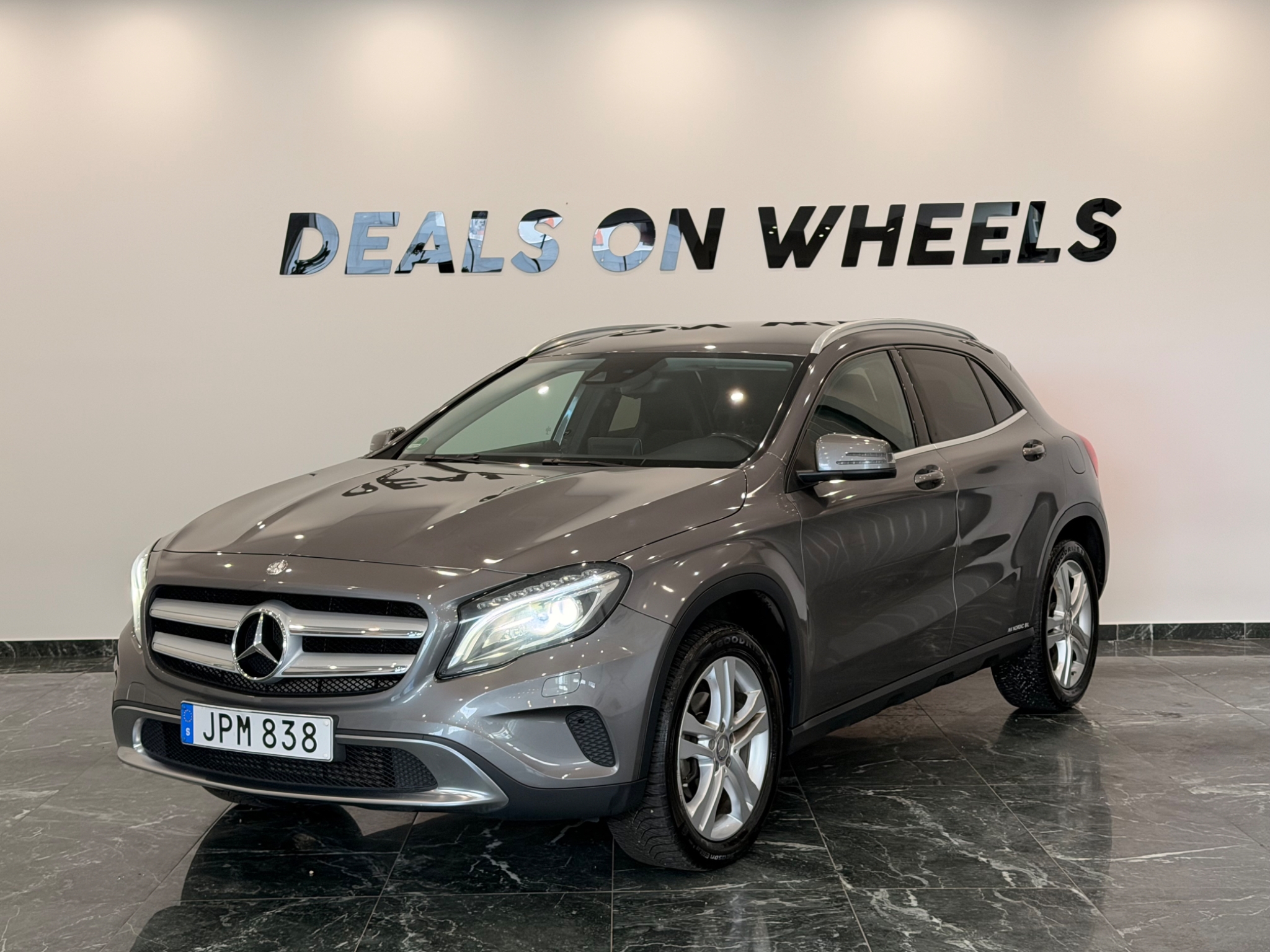 Mercedes-Benz GLA 200 7G-DCT Urban Line 2016, kuva 4/44