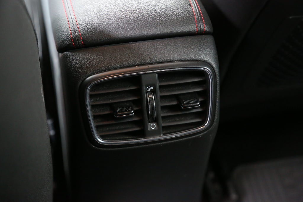 Hyundai i30 1,5 T-GDI 48V MHEV 159hk N-Line Aut Teknikpaket