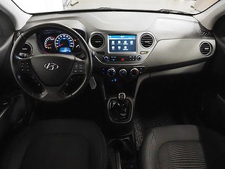 Halvkombi Hyundai i10 13 av 20