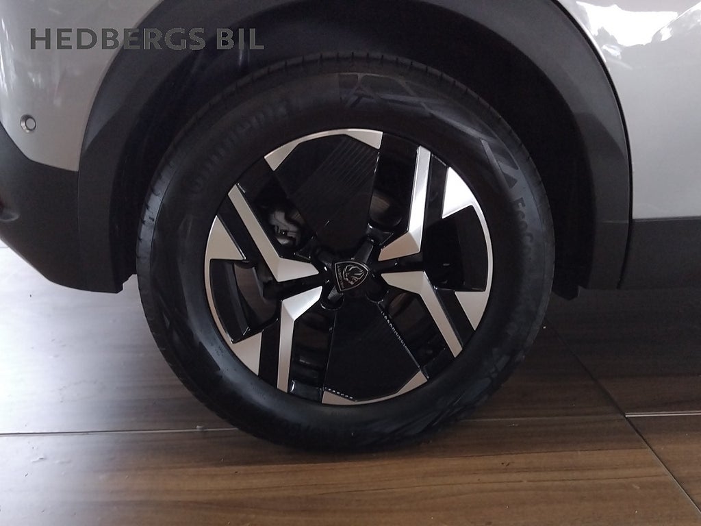 Peugeot E-2008 GT thumbnail