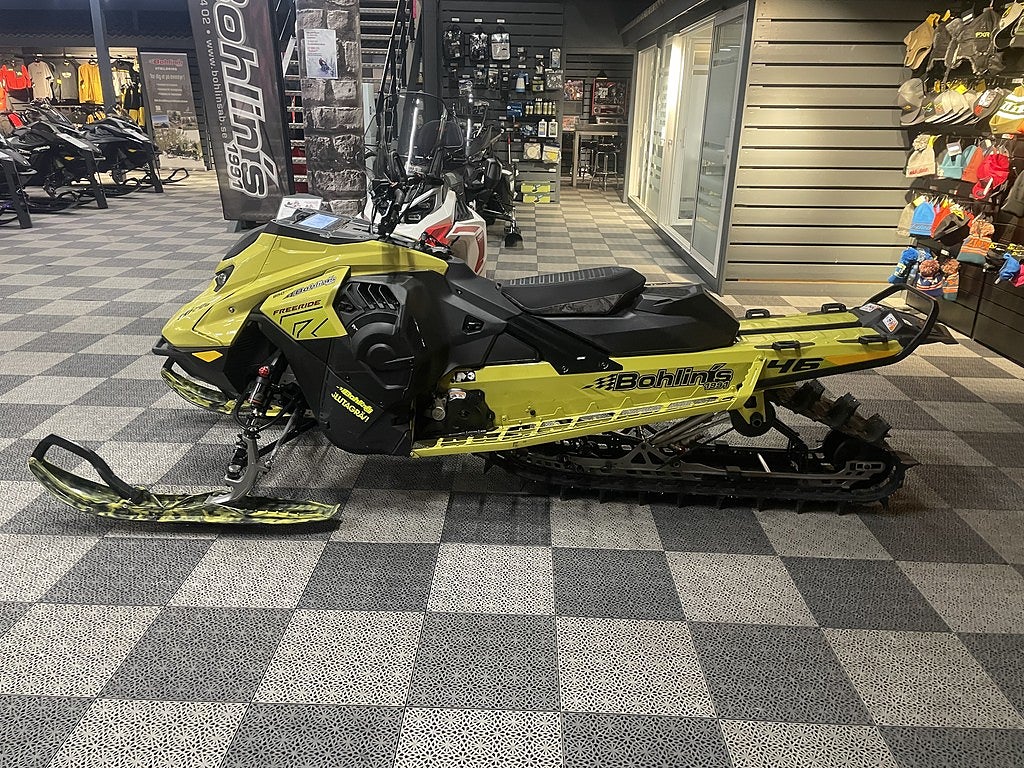 Ski-Doo Freeride 146 850 E-Tec HUB -25 
