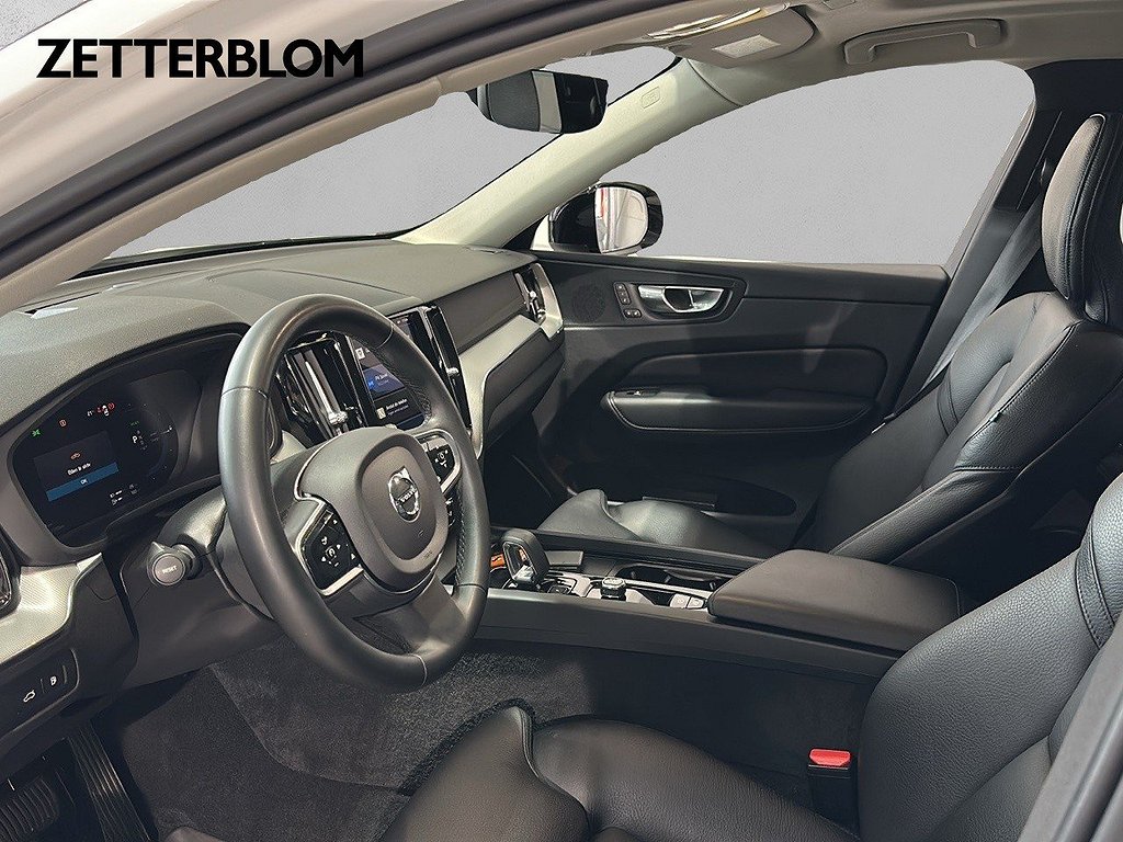 SUV Volvo XC60 8 av 21