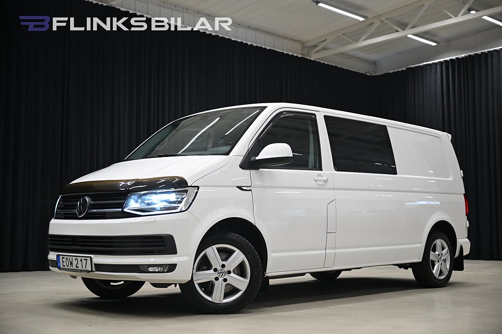 Volkswagen Transporter 4Motion DSG 204HK Dubbelhytt|Nedlackad|LED|Taklucka