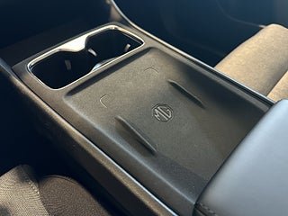 MG 4 EV Urban 42.8 kWh Backkamera Värmepump Rattvärme Trådlös Carplay