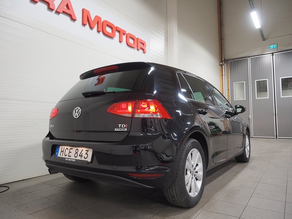 Volkswagen Golf 1.6 TDI | D-värmare | Backkamera 2017