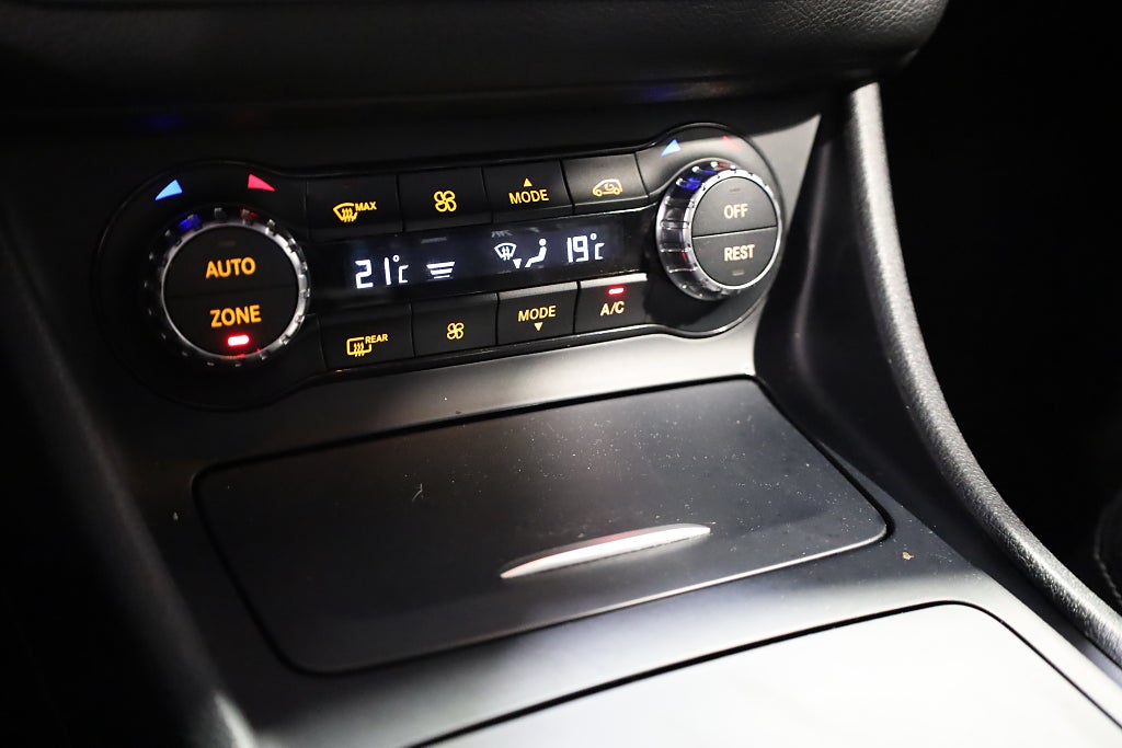 Mercedes-Benz CLA 200 7G-DCT 156hk SE Edition / Urban Line 2015