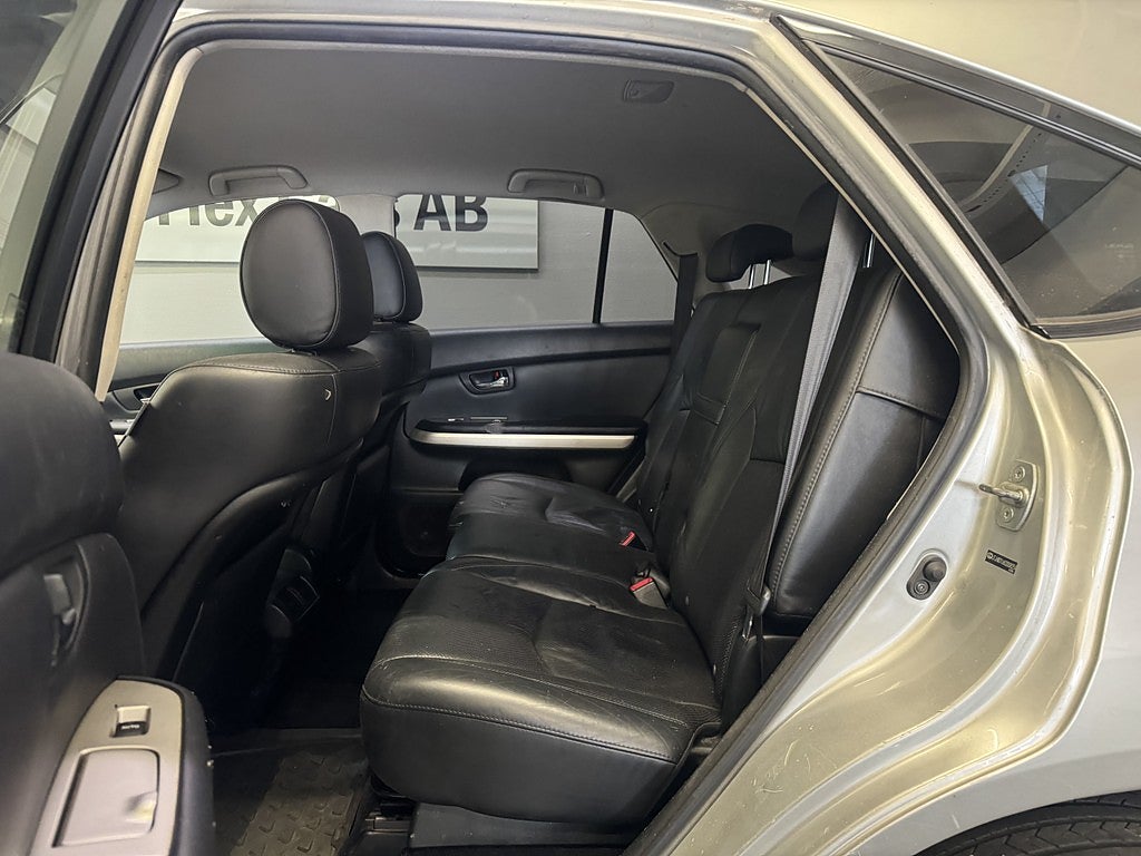 Lexus RX 400h AWD 3.3 V6 AWD CVT | S+V | Drag | Nybesiktad