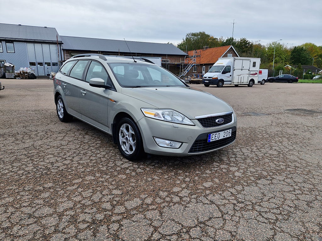 Ford Mondeo Kombi 2.0 TDCi  Titanium Euro 4