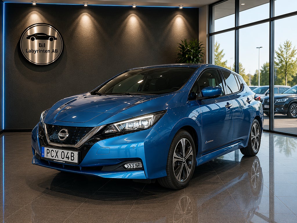 Nissan Leaf FRI LEVERANS // Ny Servad, 40 kWh 270km 150 hk Navi.