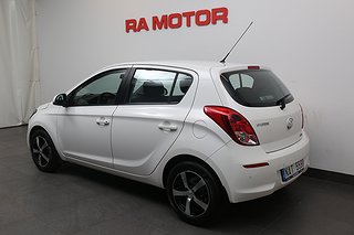 Halvkombi Hyundai i20 5 av 16